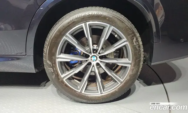 BMW X5 2024 3.0 автомат (гидро), миниатюра 7