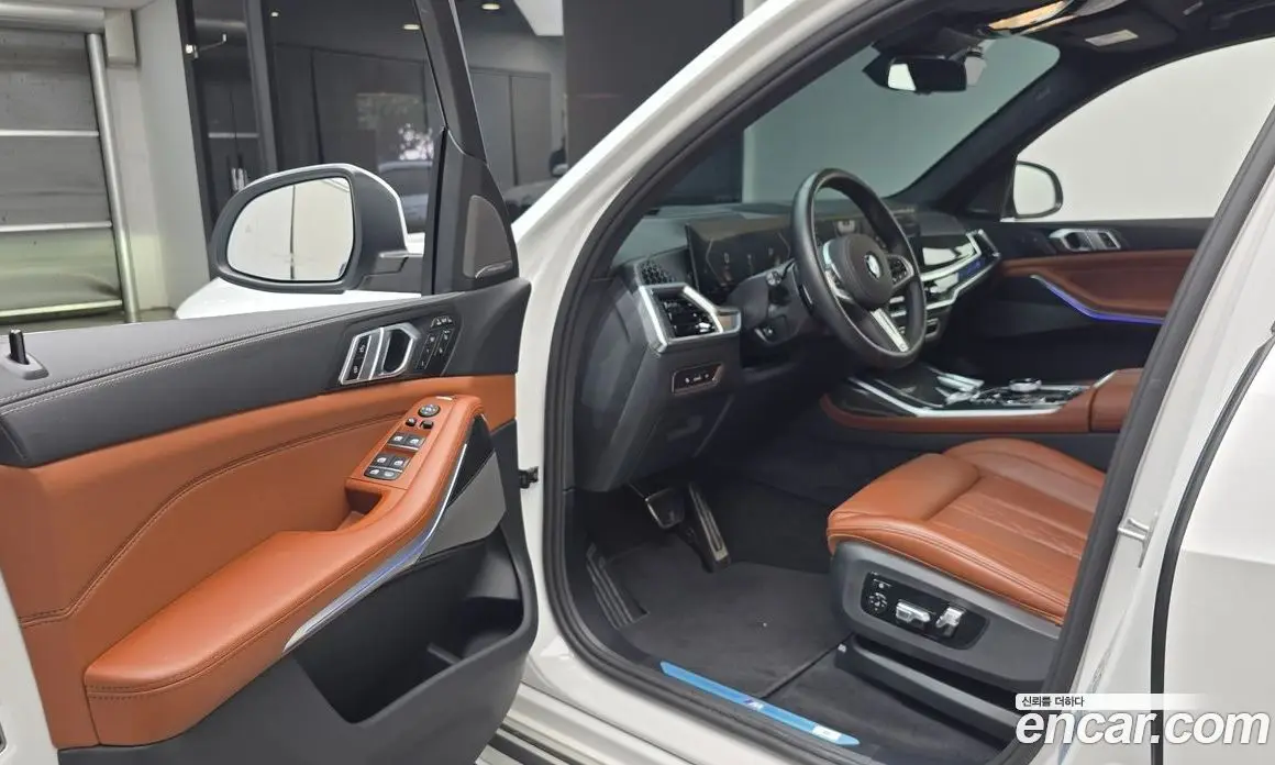 BMW X7 2025 3.0 автомат (гидро), фото 13
