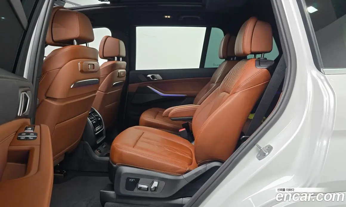 BMW X7 2025 3.0 автомат (гидро), фото 18