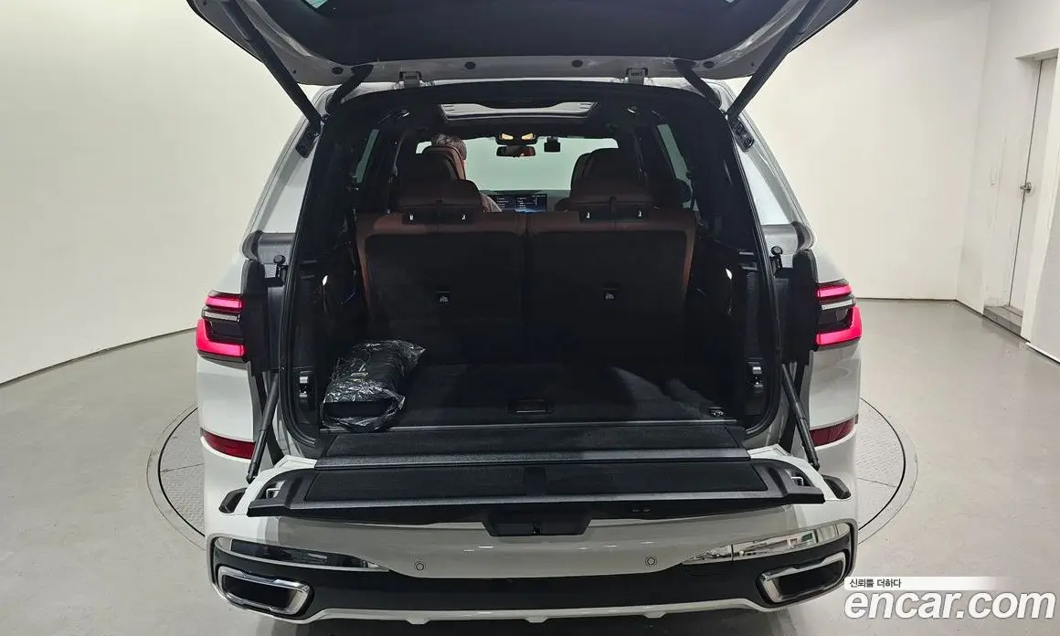 BMW X7 2025 3.0 автомат (гидро), фото 31