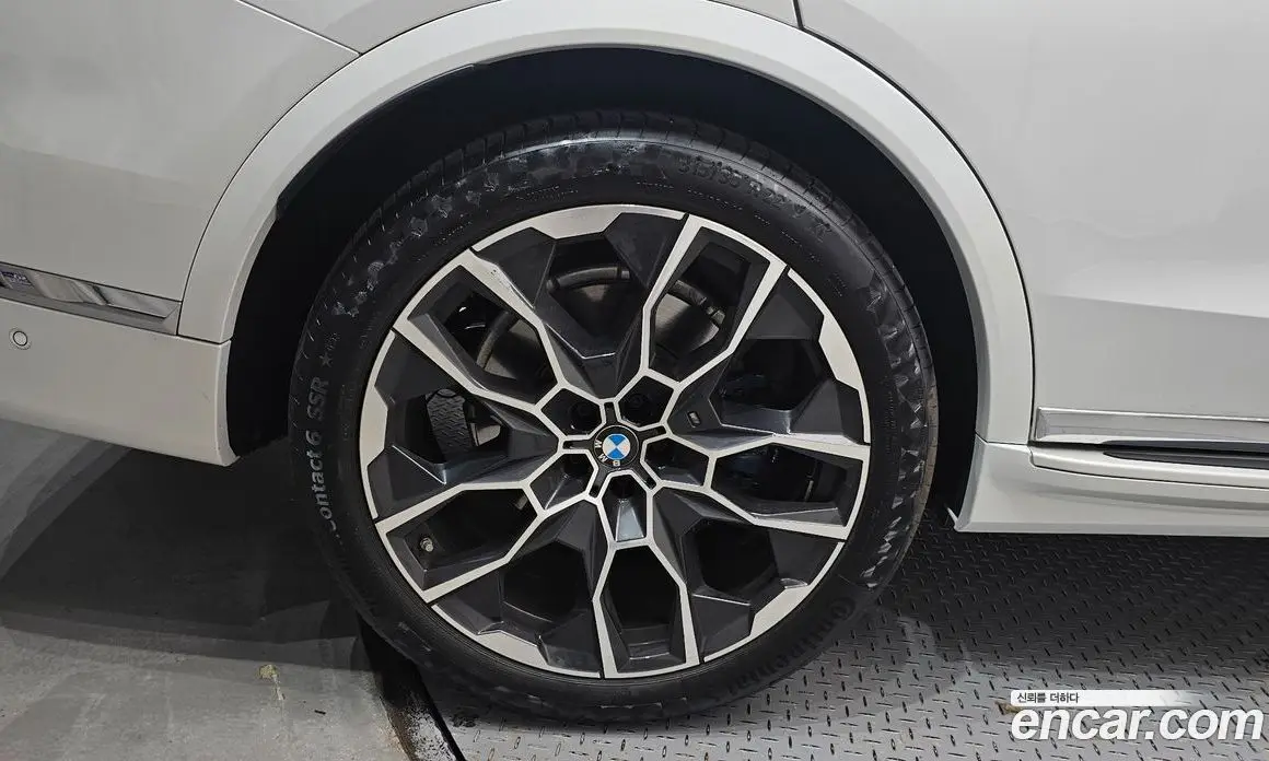 BMW X7 2025 3.0 автомат (гидро), фото 5