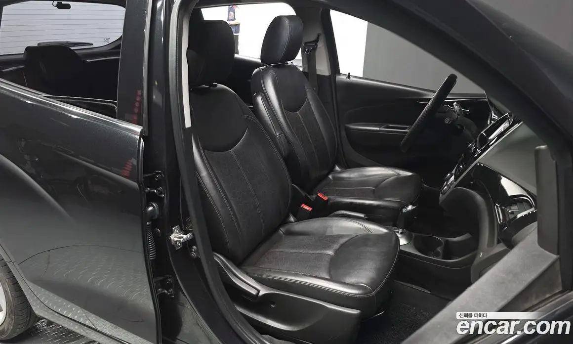 Chevrolet Spark 2015 1.0 автомат (гидро), фото 15