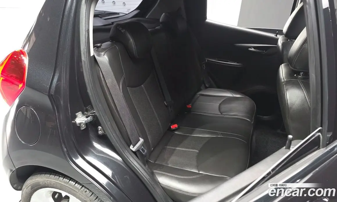 Chevrolet Spark 2015 1.0 автомат (гидро), фото 16
