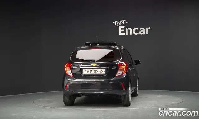 Chevrolet Spark 2015 1.0 автомат (гидро), миниатюра 3
