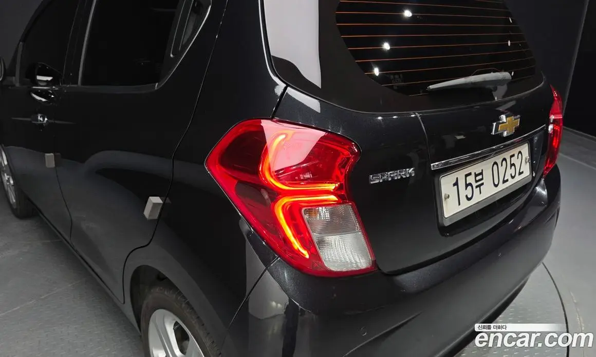 Chevrolet Spark 2015 1.0 автомат (гидро), фото 8