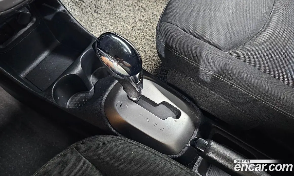 Chevrolet Spark 2016 1.0 автомат (гидро), фото 12