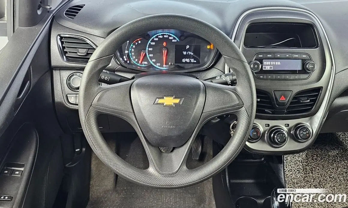 Chevrolet Spark 2016 1.0 автомат (гидро), фото 19
