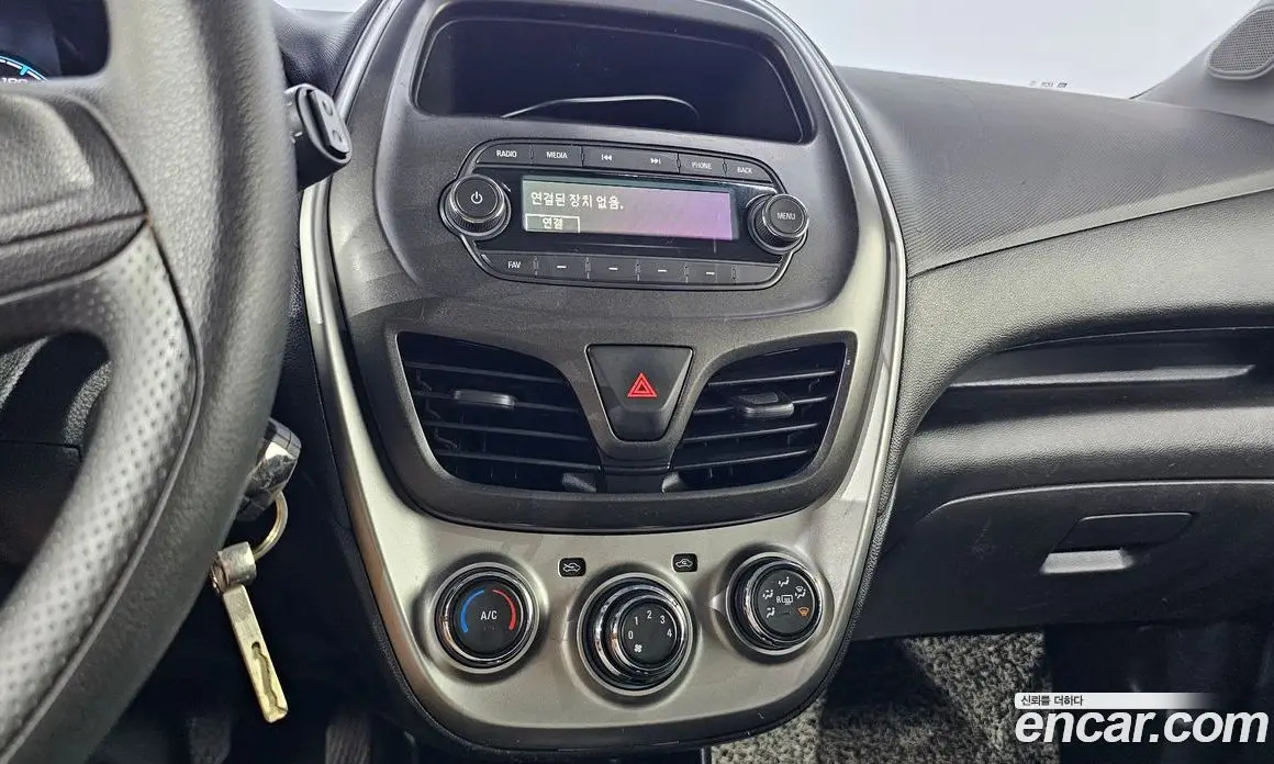 Chevrolet Spark 2016 1.0 автомат (гидро), фото 30