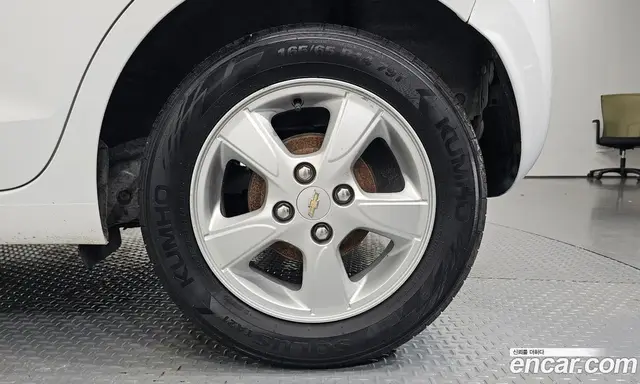 Chevrolet Spark 2016 1.0 автомат (гидро), миниатюра 7