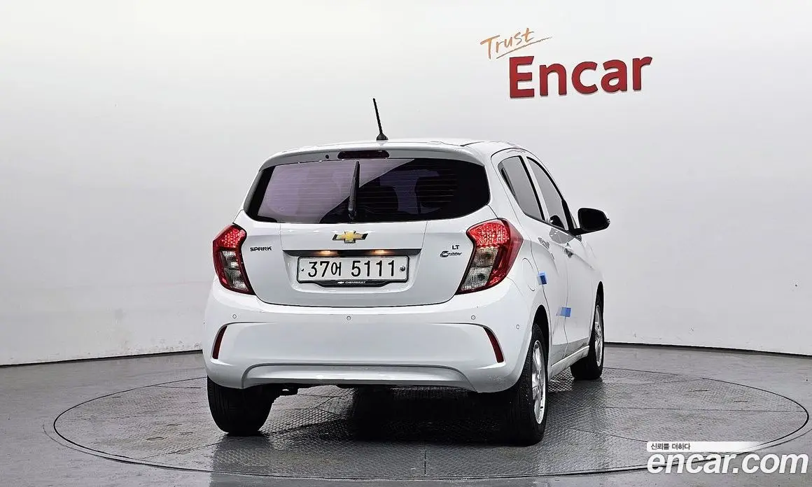 Chevrolet Spark 2017 1.0 автомат (гидро), фото 4 Chevrolet Spark 2017 1.0 автомат (гидро), фото 4
