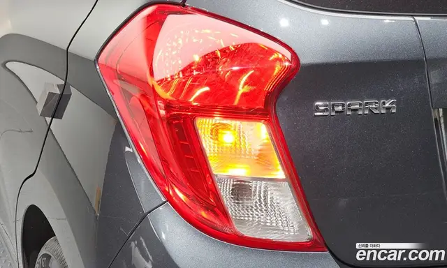 Chevrolet Spark 2021 1.0 автомат (гидро), миниатюра 9