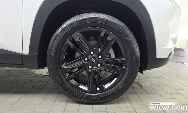 Chevrolet Trax 2023 1.2 автомат (гидро), миниатюра 7