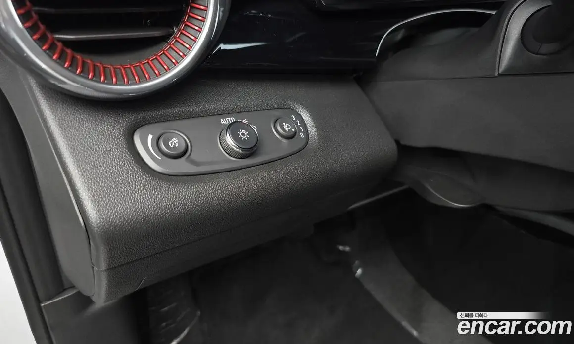 Chevrolet Trax 2026 1.2 автомат (гидро), фото 26
