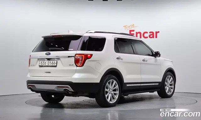 Ford Explorer 2016 2.3 автомат (гидро), миниатюра 2