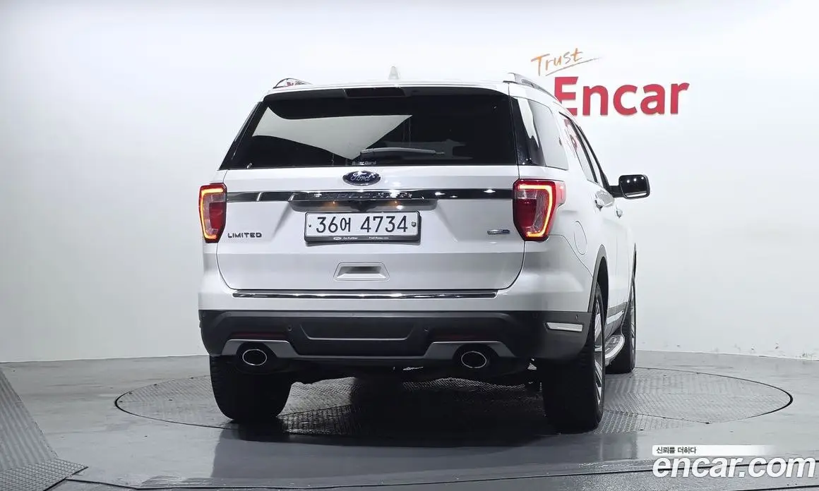 Ford Explorer 2018 2.3 автомат (гидро), фото 4
