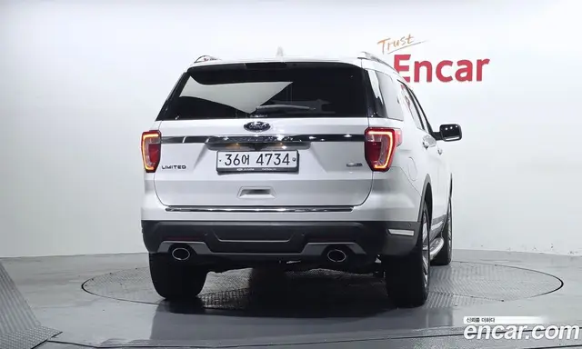 Ford Explorer 2018 2.3 автомат (гидро), миниатюра 4