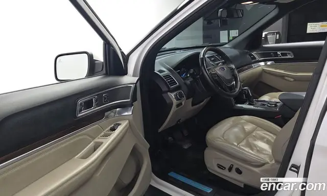 Ford Explorer 2018 2.3 автомат (гидро), миниатюра 10