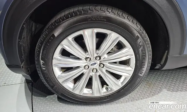 Ford Explorer 2021 2.3 автомат (гидро), миниатюра 5