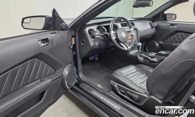 Ford Mustang 2011 3.7 автомат (гидро), миниатюра 10