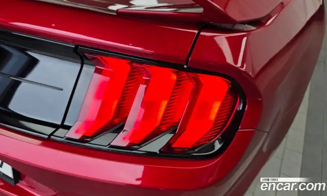 Ford Mustang 2023 2.3 автомат (гидро), миниатюра 9