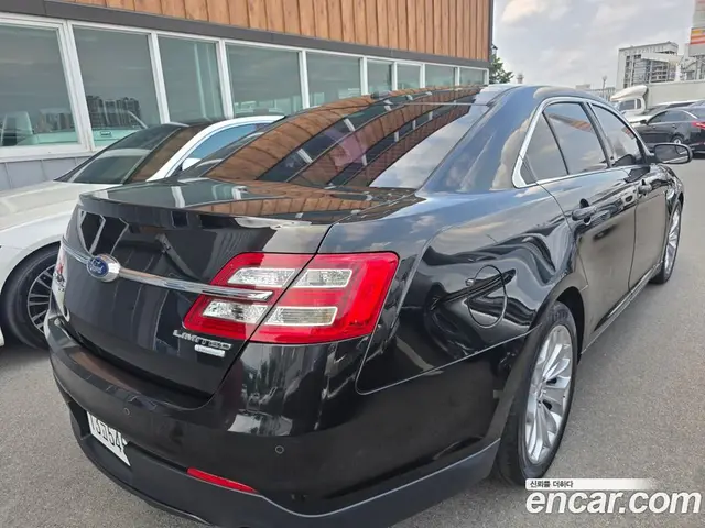 Ford Taurus 2015 2.0 автомат (гидро), миниатюра 2