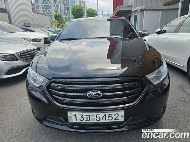 Ford Taurus 2015 2.0 автомат (гидро), миниатюра 3