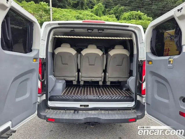 Ford Transit 2016 3.7 автомат (гидро), миниатюра 10 Ford Transit 2016 3.7 автомат (гидро), миниатюра 10