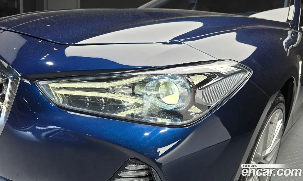 Genesis G70 2019 2.0 автомат (гидро), фото 8