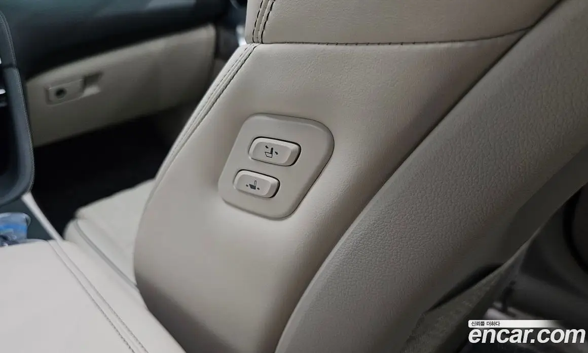 Genesis G70 2019 2.0 автомат (гидро), фото 35