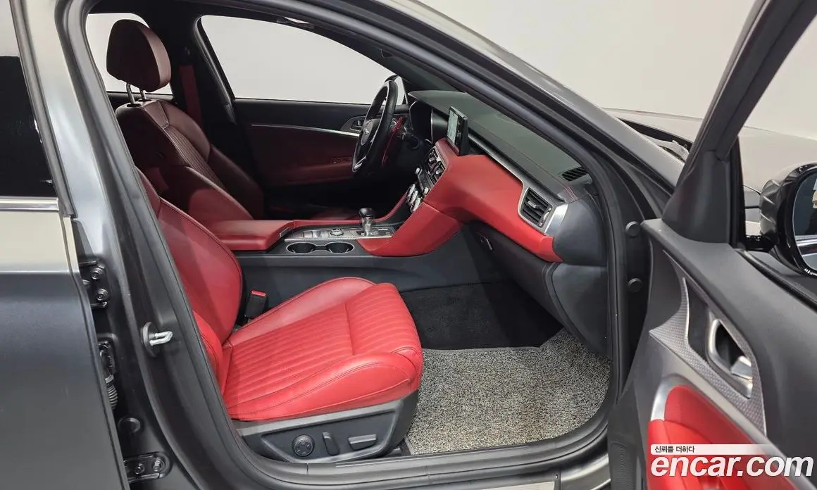 Genesis G70 2021 2.0 автомат (гидро), фото 17