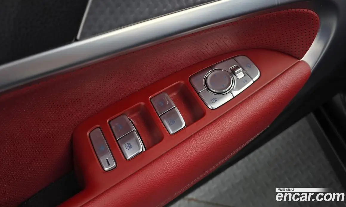 Genesis G70 2021 2.0 автомат (гидро), фото 27