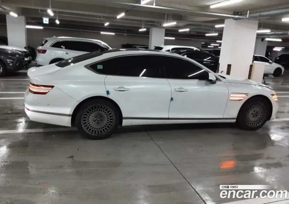 Genesis G80 2023 2.5 автомат (гидро), фото 12
