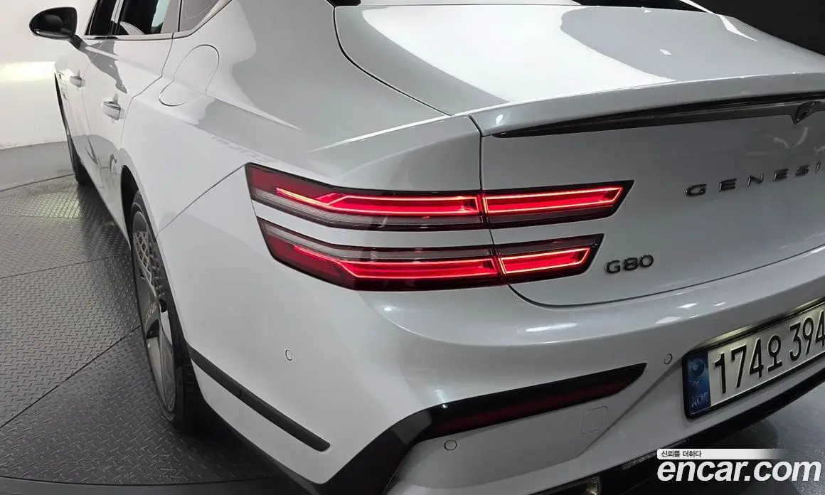 Genesis G80 2024 2.5 автомат (гидро), фото 9