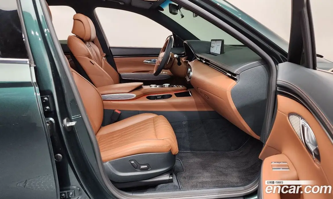 Genesis GV70 2021 2.5 автомат (гидро), фото 16
