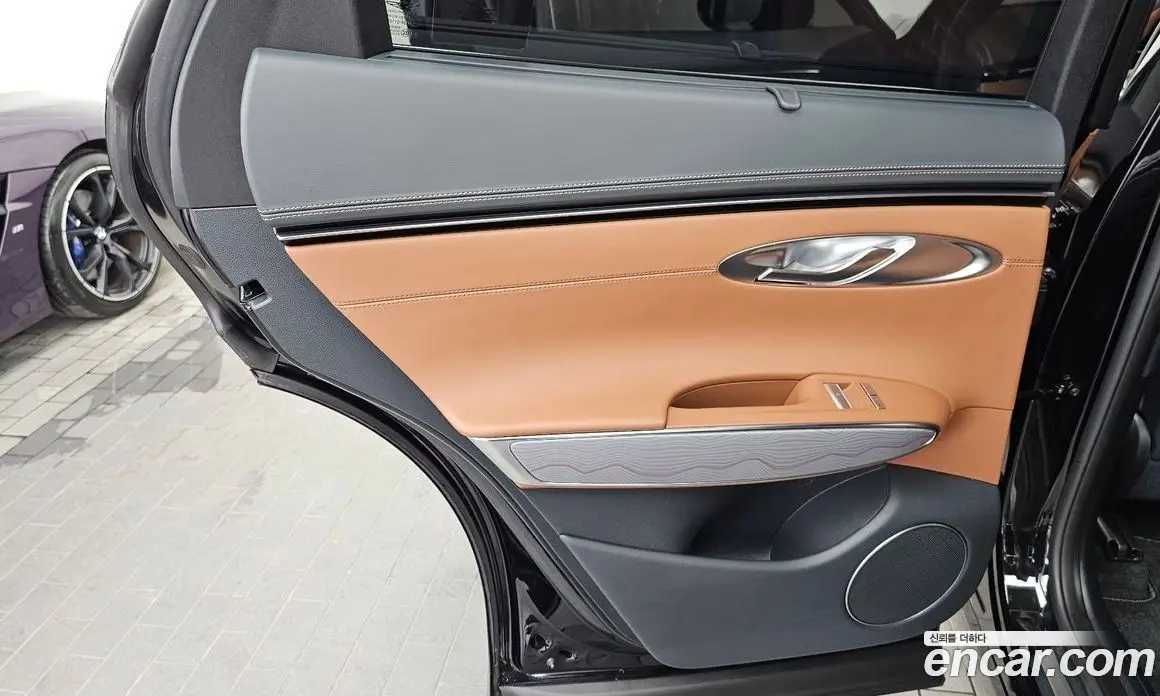 Genesis GV70 2022 2.5 автомат (гидро), фото 15