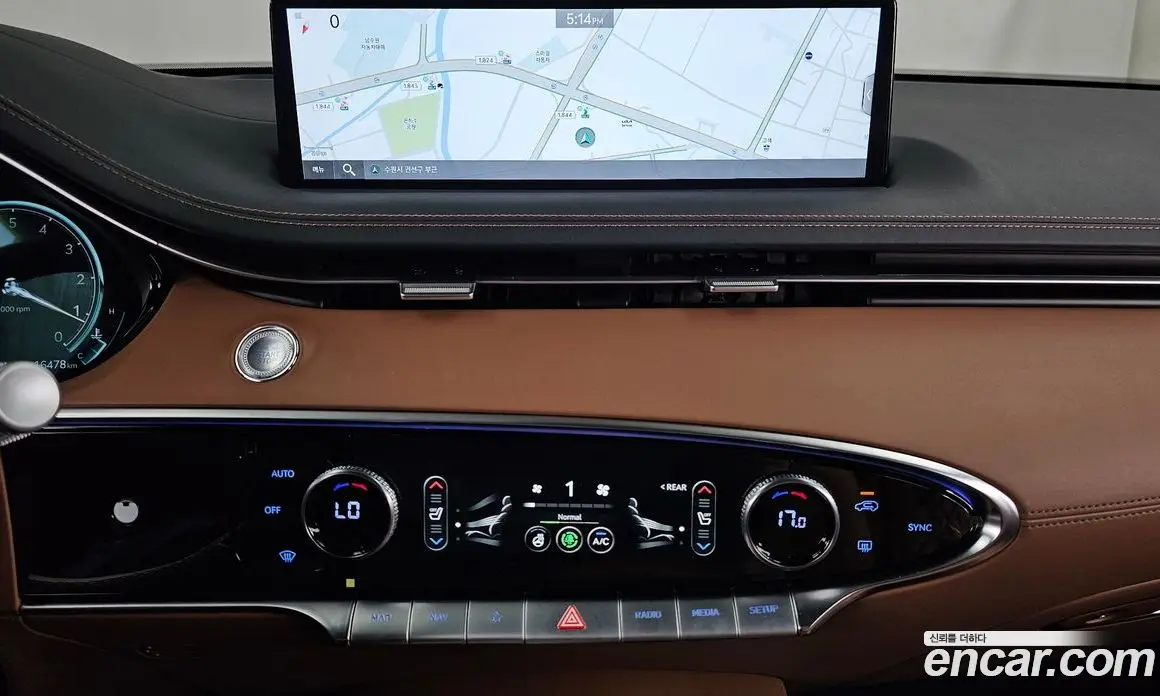 Genesis GV70 2022 2.5 автомат (гидро), фото 20