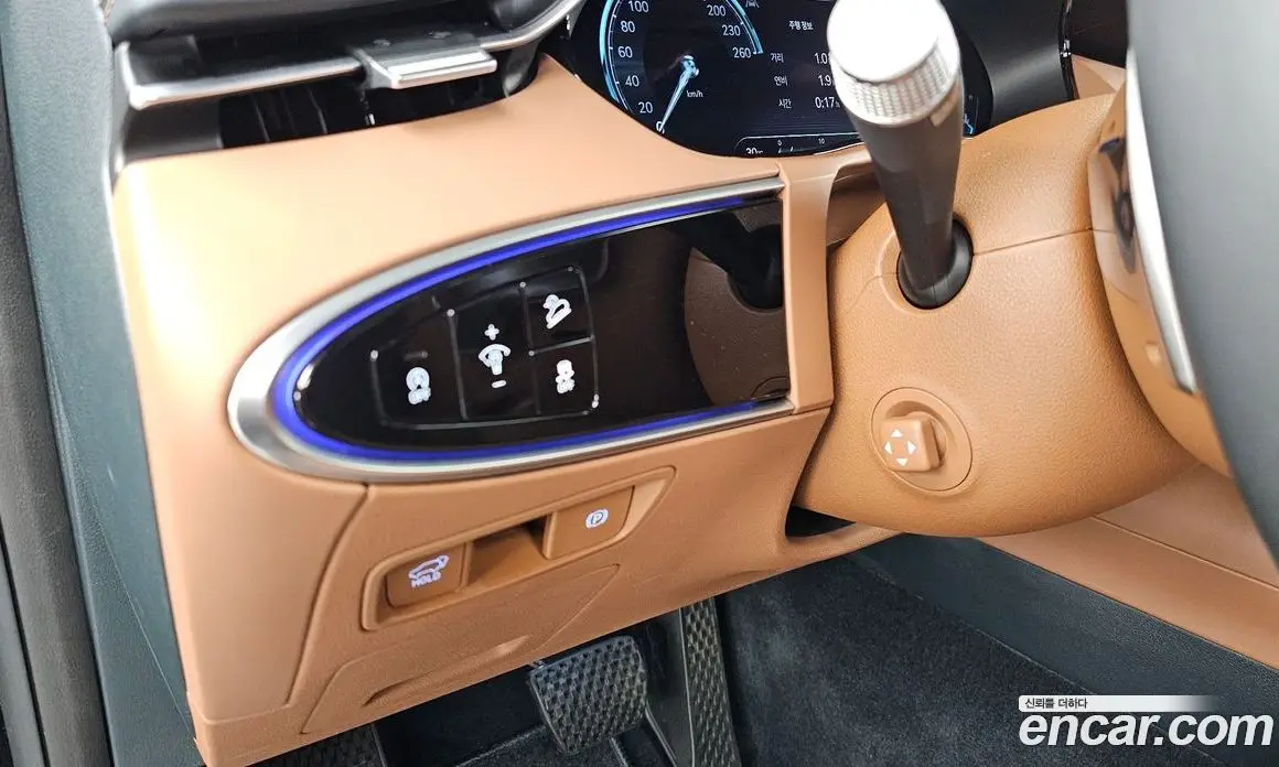 Genesis GV70 2022 2.5 автомат (гидро), фото 24