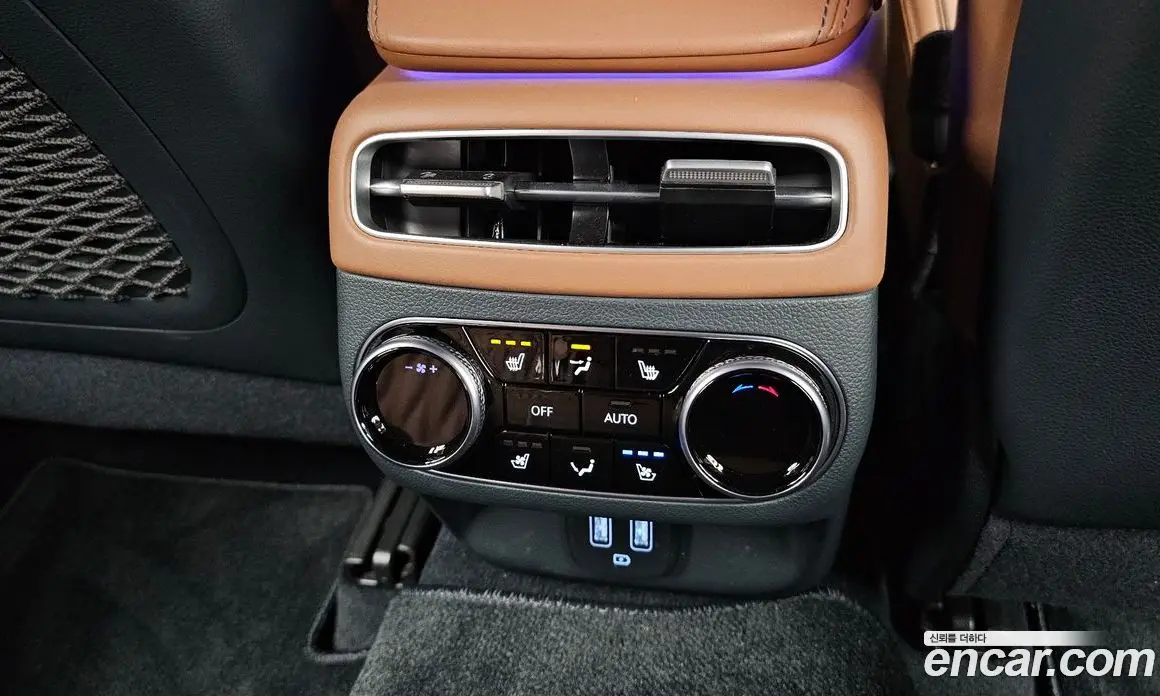 Genesis GV70 2022 2.5 автомат (гидро), фото 25