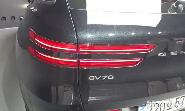 Genesis GV70 2023 2.5 автомат (гидро), миниатюра 8