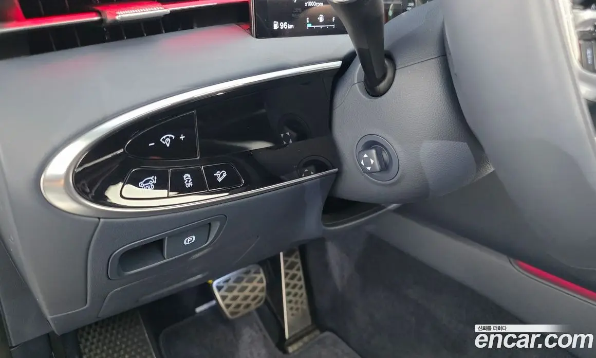 Genesis GV70 2024 2.5 автомат (гидро), фото 27