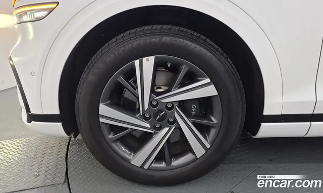 Genesis GV70 2024 2.5 автомат (гидро), миниатюра 5