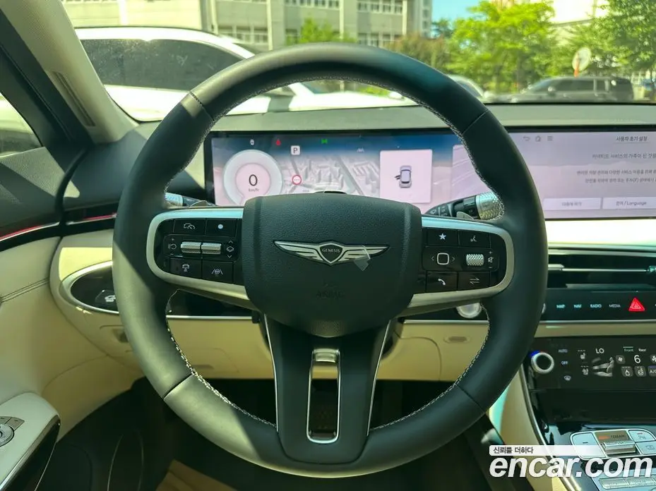Genesis GV70 2025 2.5 автомат (гидро), фото 8