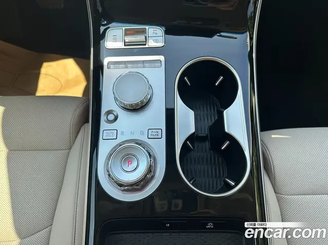 Genesis GV70 2025 2.5 автомат (гидро), миниатюра 9