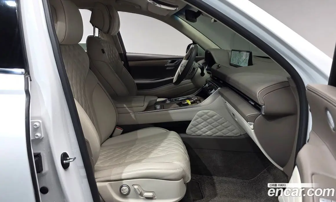 Genesis GV80 2022 2.5 автомат (гидро), фото 10 Genesis GV80 2022 2.5 автомат (гидро), фото 10