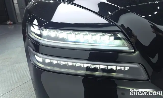 Genesis GV80 2025 2.5 автомат (гидро), миниатюра 8