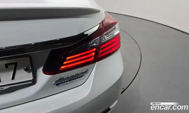 Honda Accord 2017 2.0 автомат (гидро), миниатюра 9