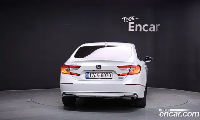 Honda Accord 2022 2.0 автомат (гидро), миниатюра 3