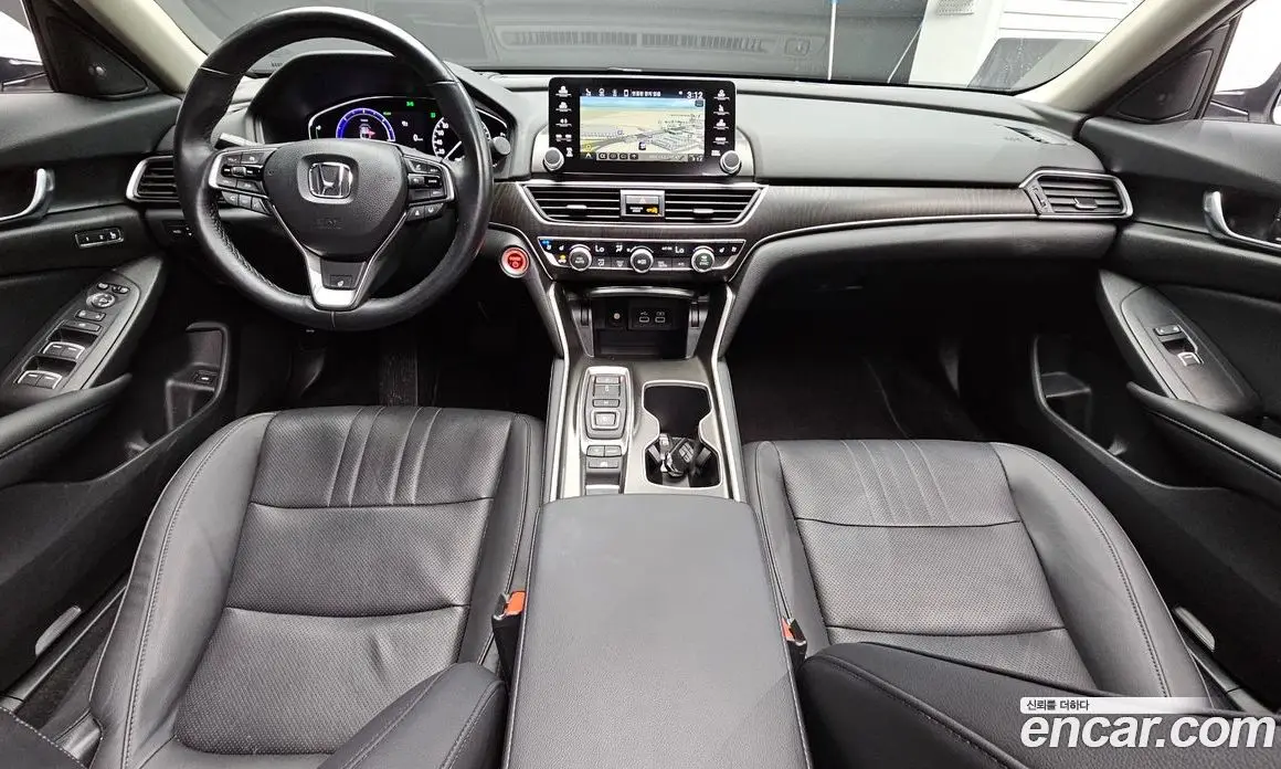 Honda Accord 2022 2.0 автомат (гидро), фото 9