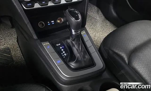 Hyundai Avante 2019 1.6 автомат (гидро), миниатюра 12