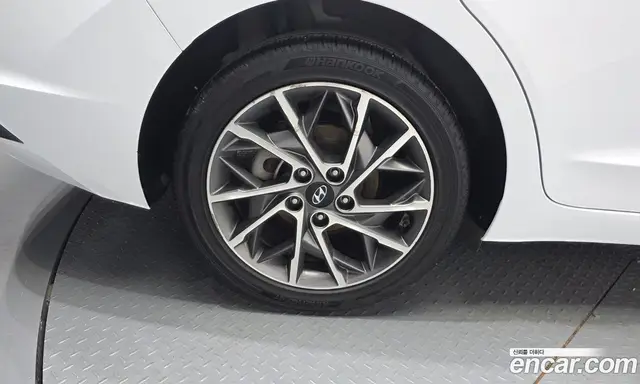 Hyundai Avante 2019 1.6 автомат (гидро), миниатюра 5